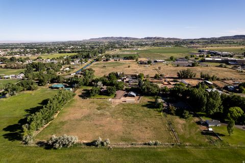 Tiny photo for 1620 W 750 N, Vernal, UT 84078 (MLS # 2133838)