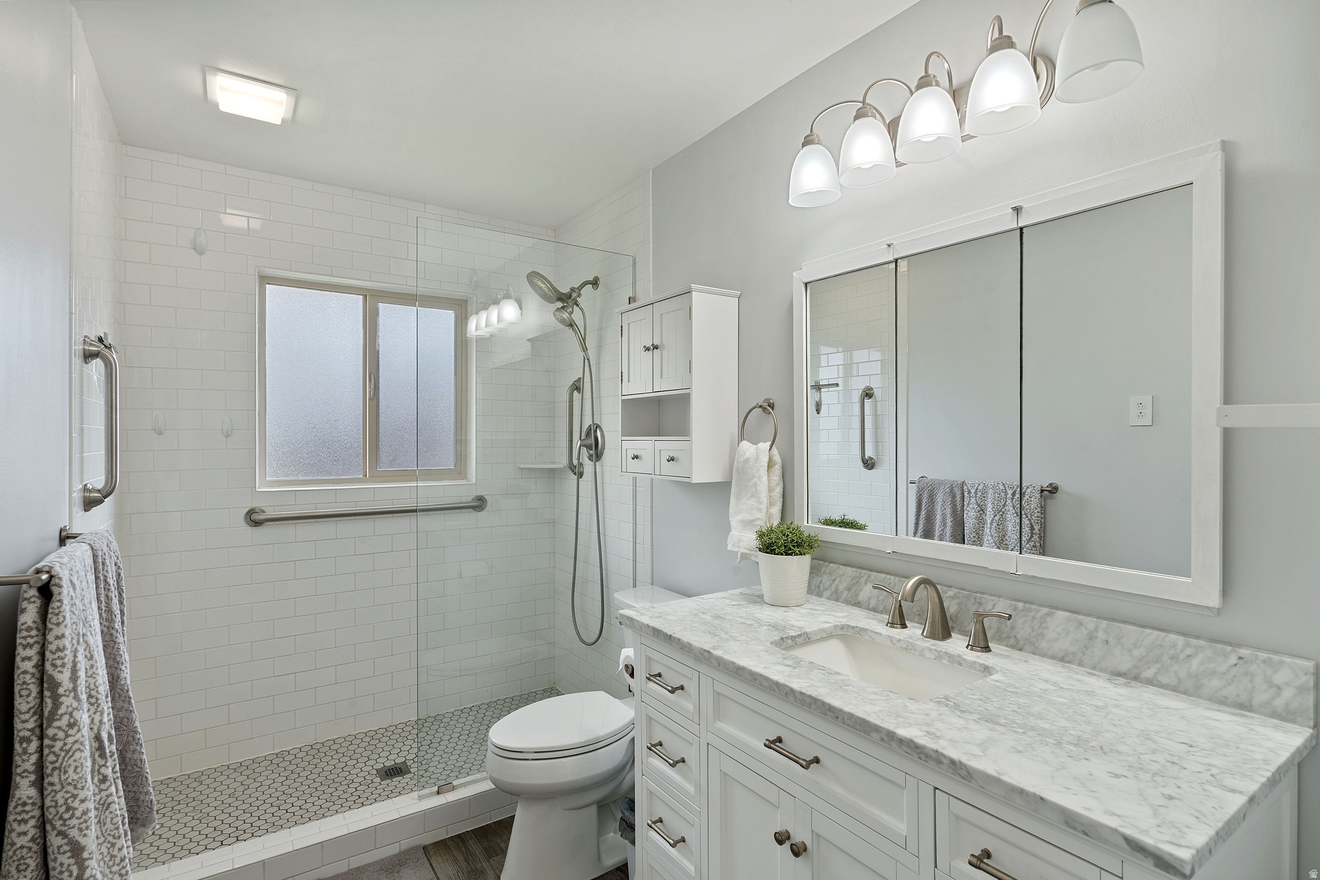 BOUNTIFUL LAKE HILLS - Residential
