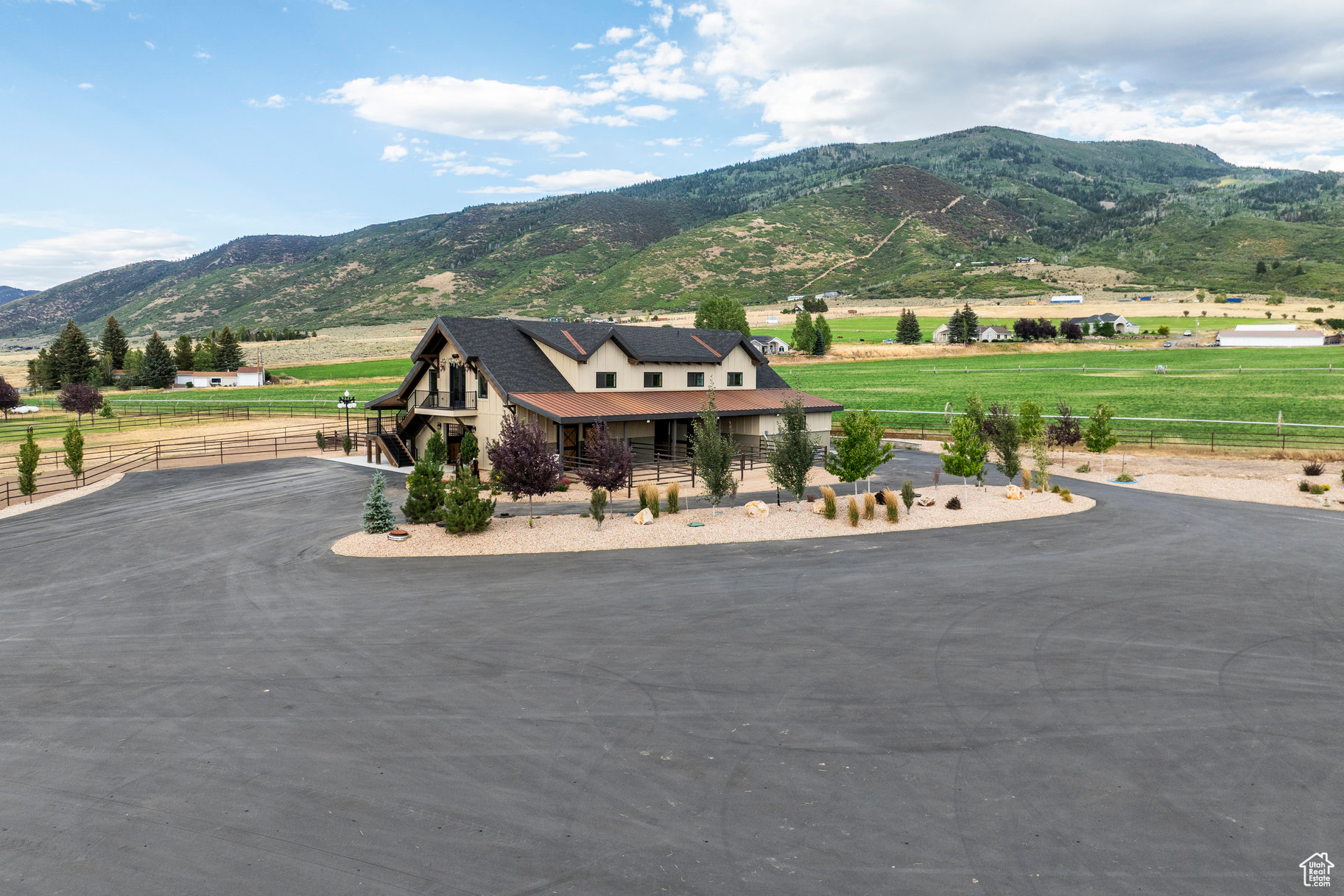 SHADOWS SUBDIVISION - Residential