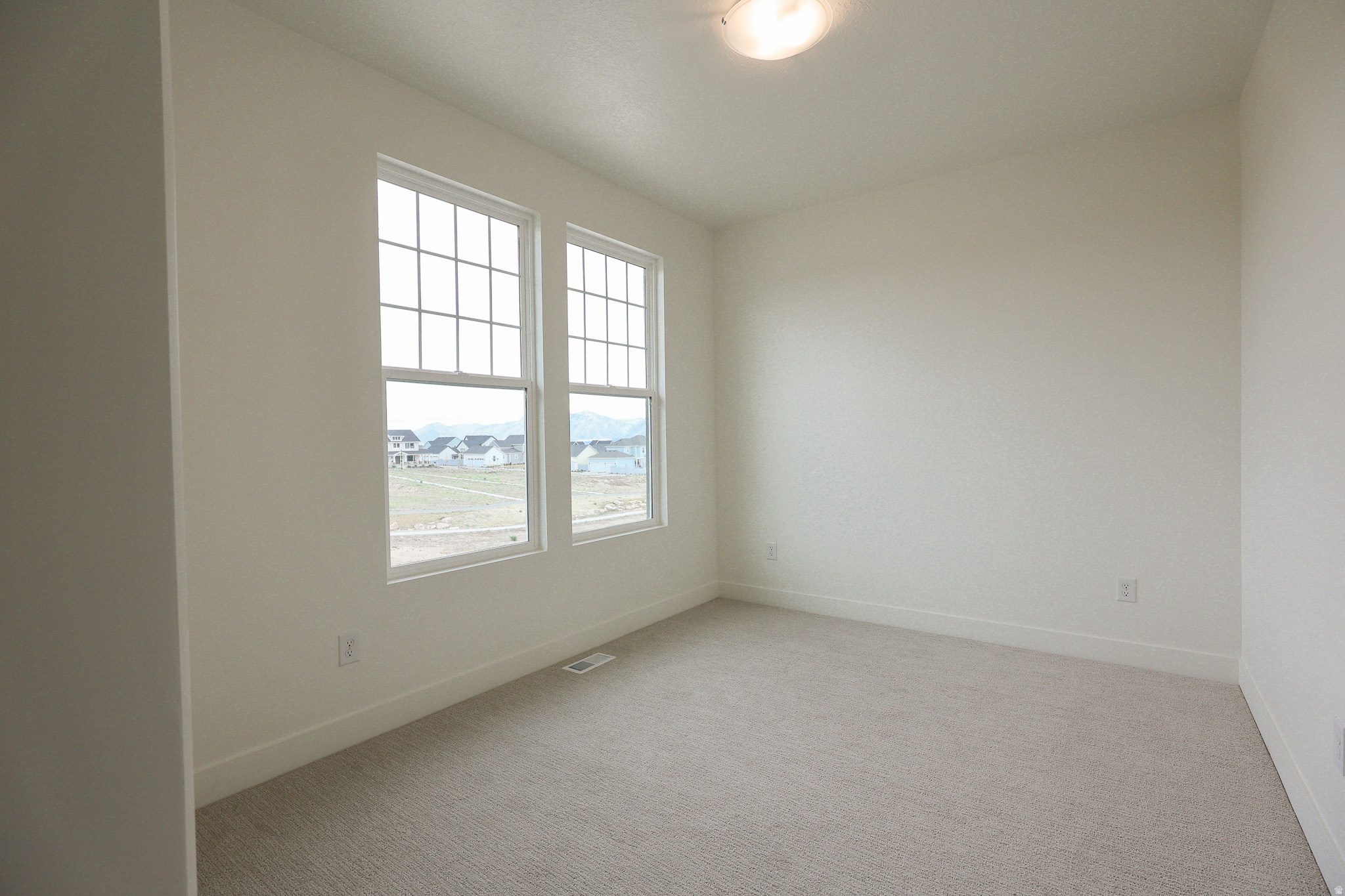 DAYBREAK - Residential Income