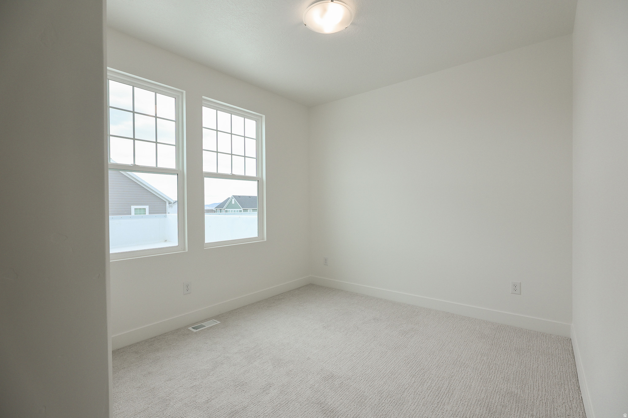 DAYBREAK - Residential Income