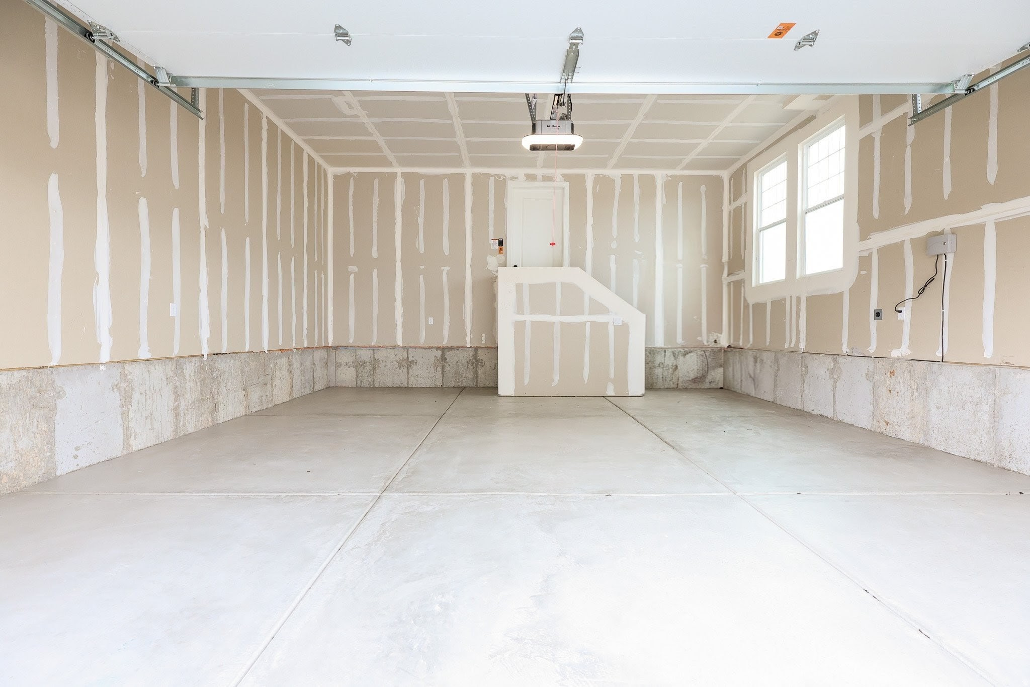 DAYBREAK - Residential Income