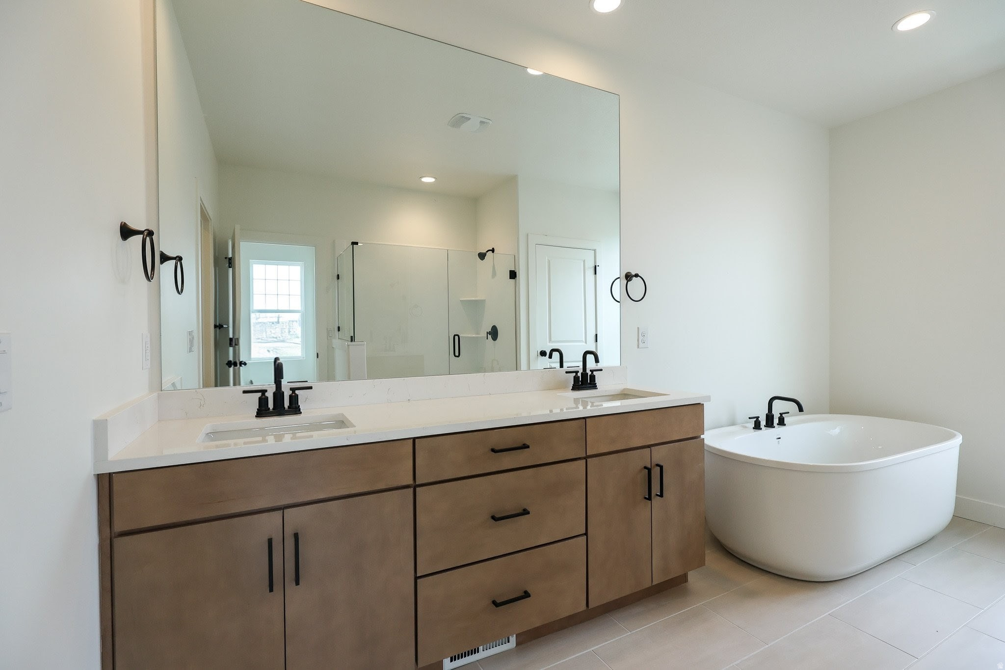 DAYBREAK - Residential Income