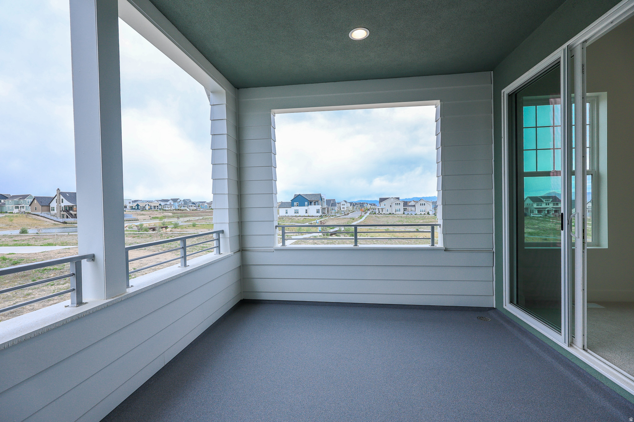 DAYBREAK - Residential Income