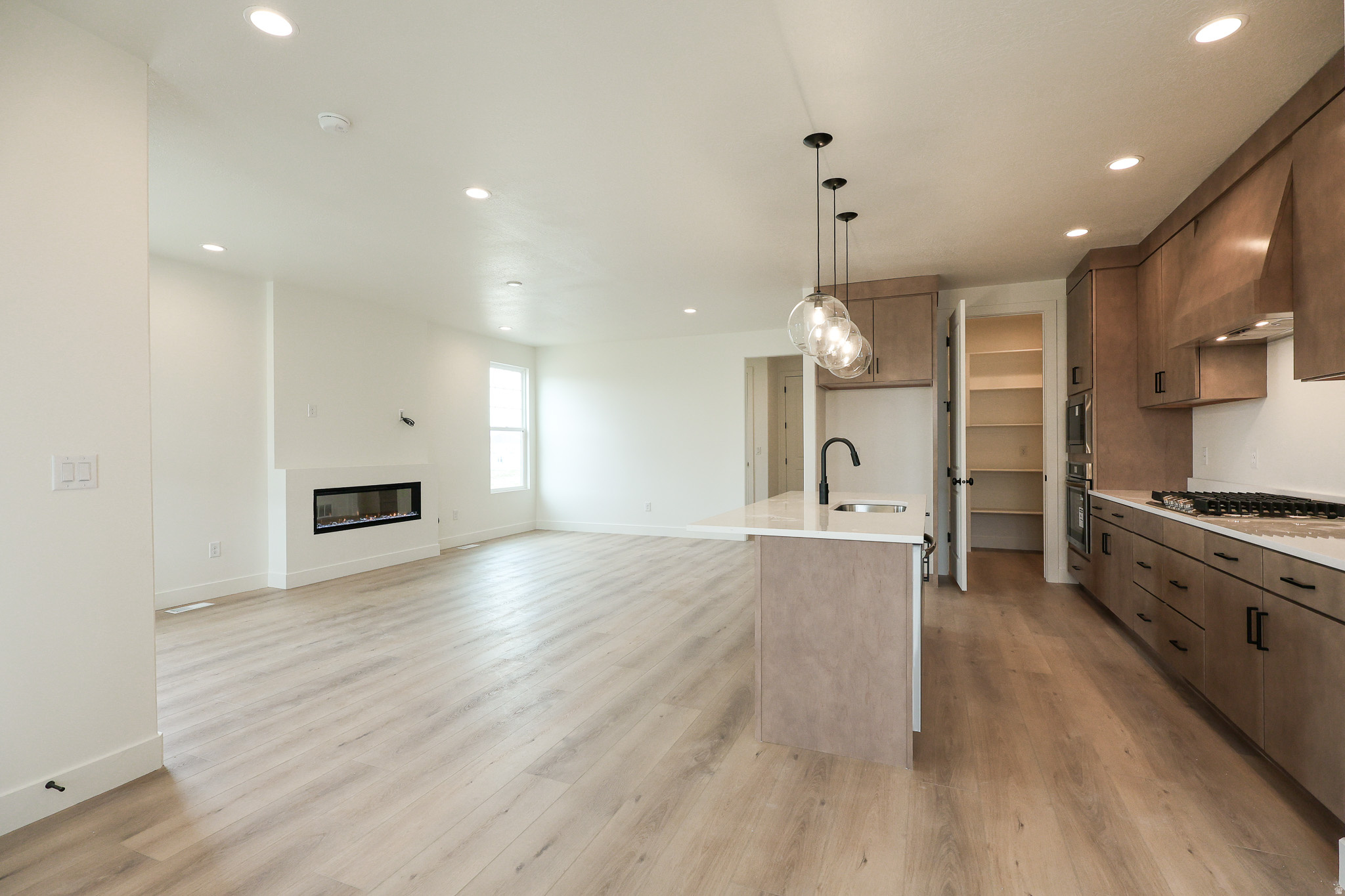 DAYBREAK - Residential Income