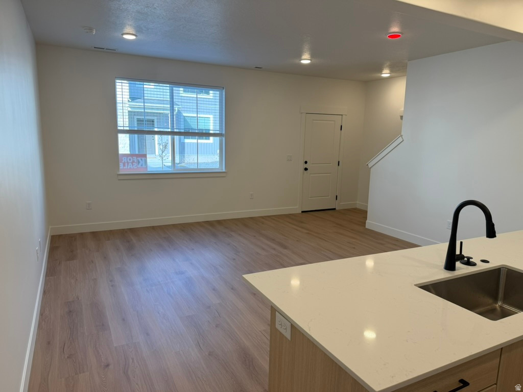 GOLDEN FOREST - Residential