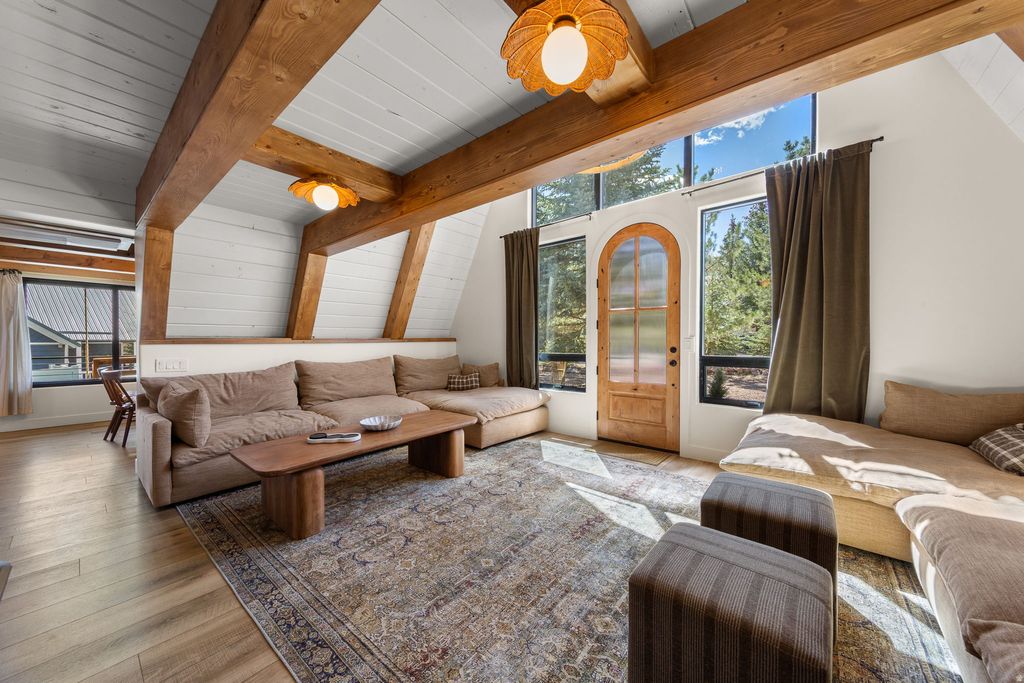 Photo of 809 E MOUNTAIN DR, Pine Valley, UT 84781 (MLS # 2149969)