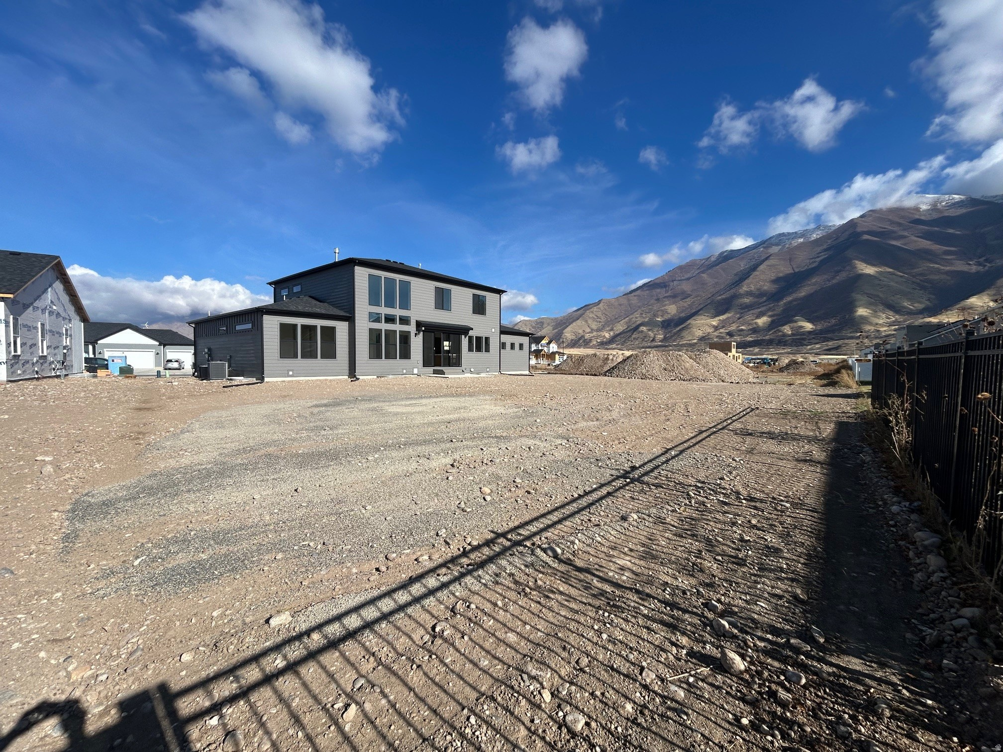 WILLOW ESTATES - Residential