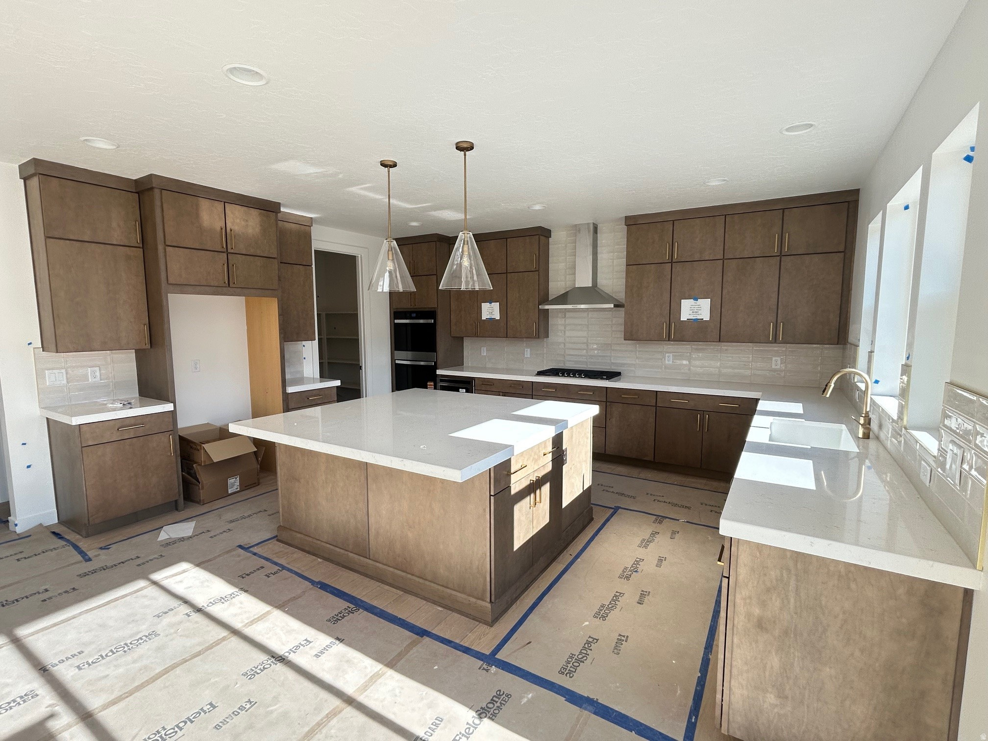 WILLOW ESTATES - Residential