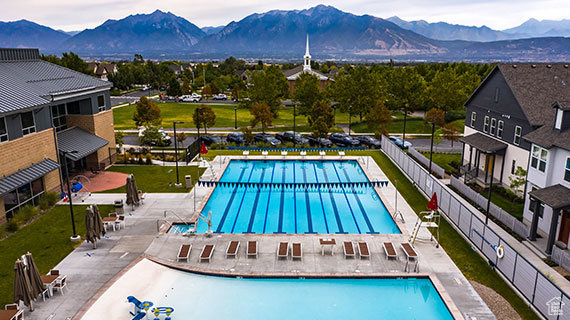 DAYBREAK - Residential