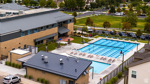 DAYBREAK - Residential