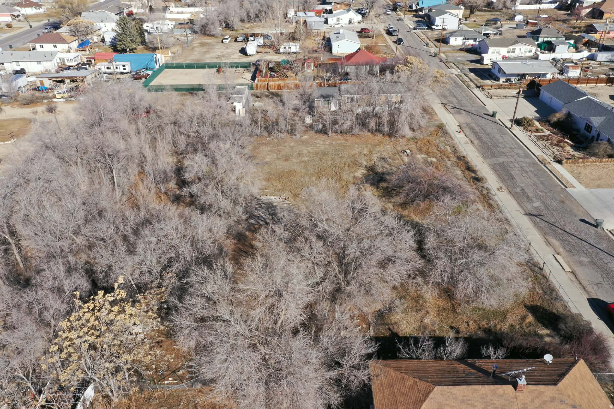 SARAH JANE PLUMB POWELL - Land