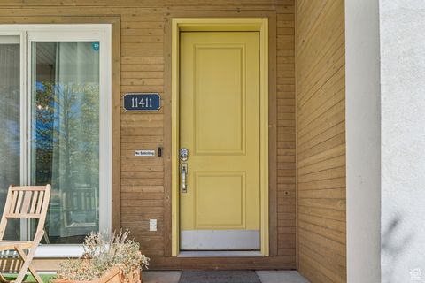 Tiny photo for 11411 S HOLLY DR W, South Jordan, UT 84009 (MLS # 2117329)