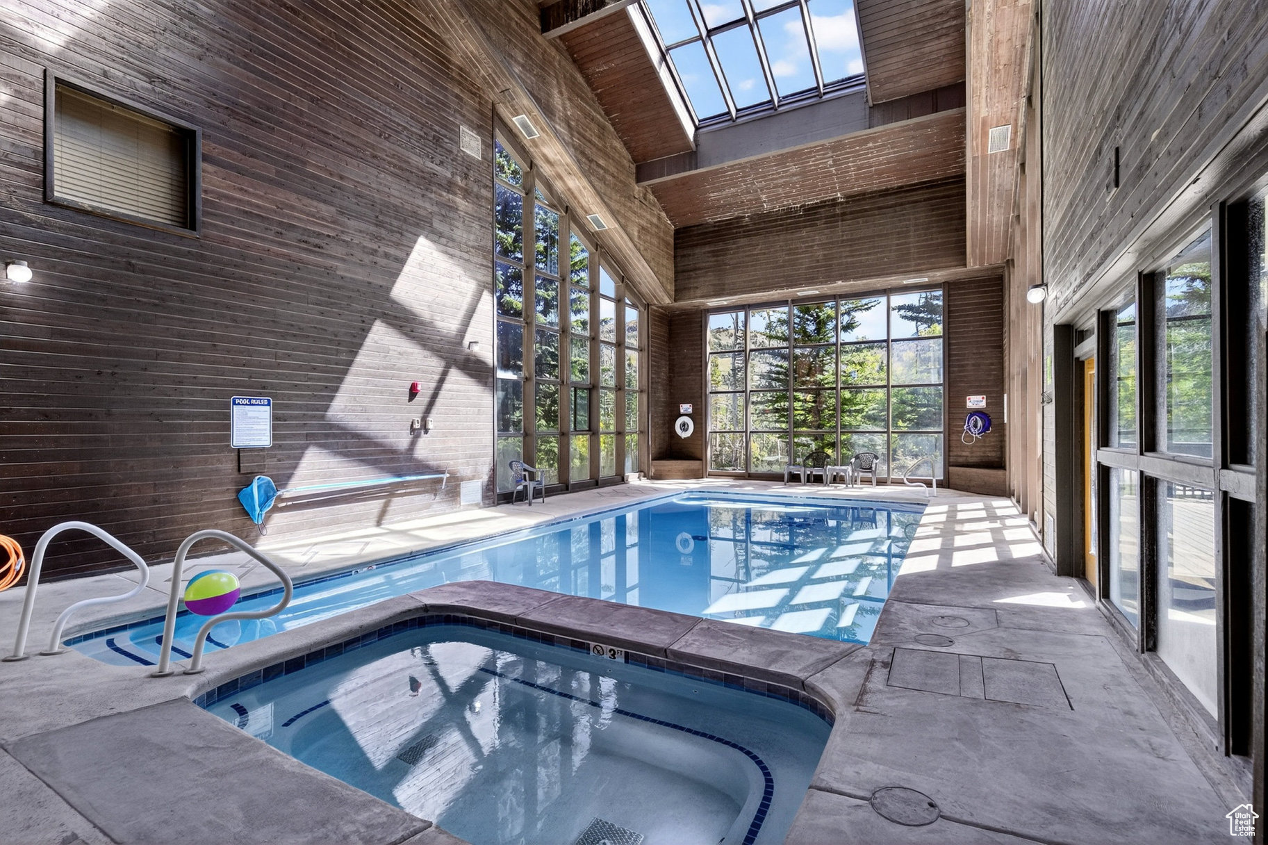COPPER CHASE CONDOS - Residential
