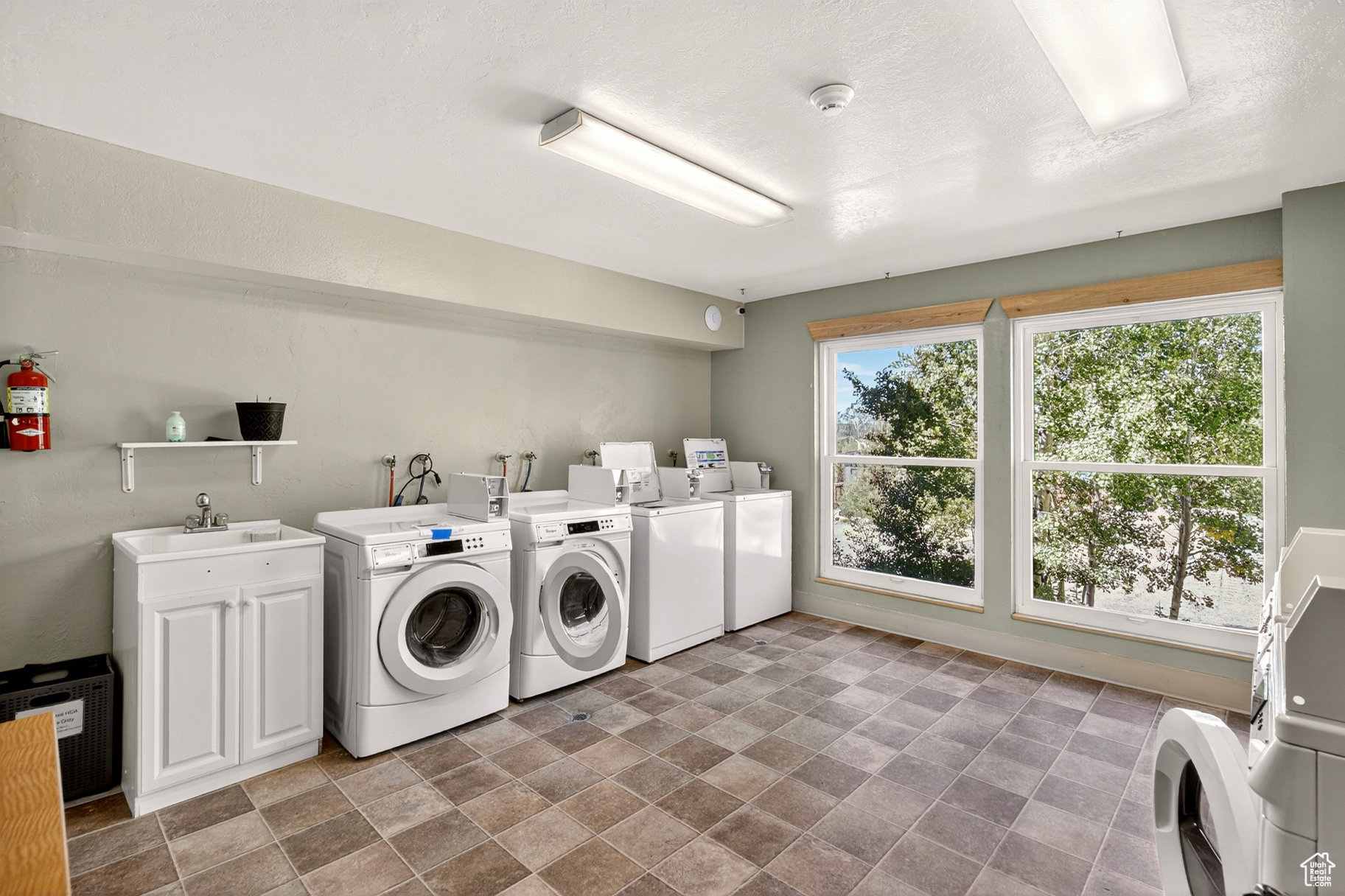 COPPER CHASE CONDOS - Residential