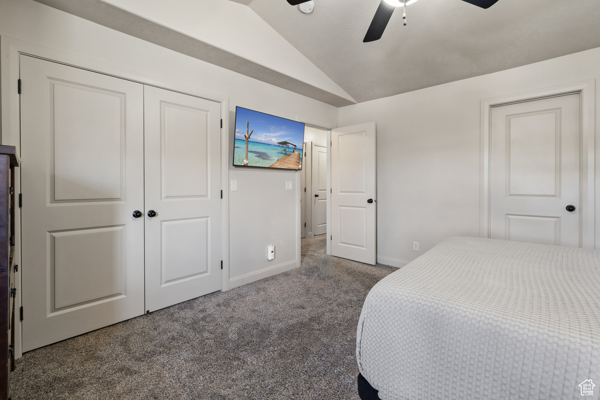 BRISTOL PARK TOWNHOMES PH 2 - Residential