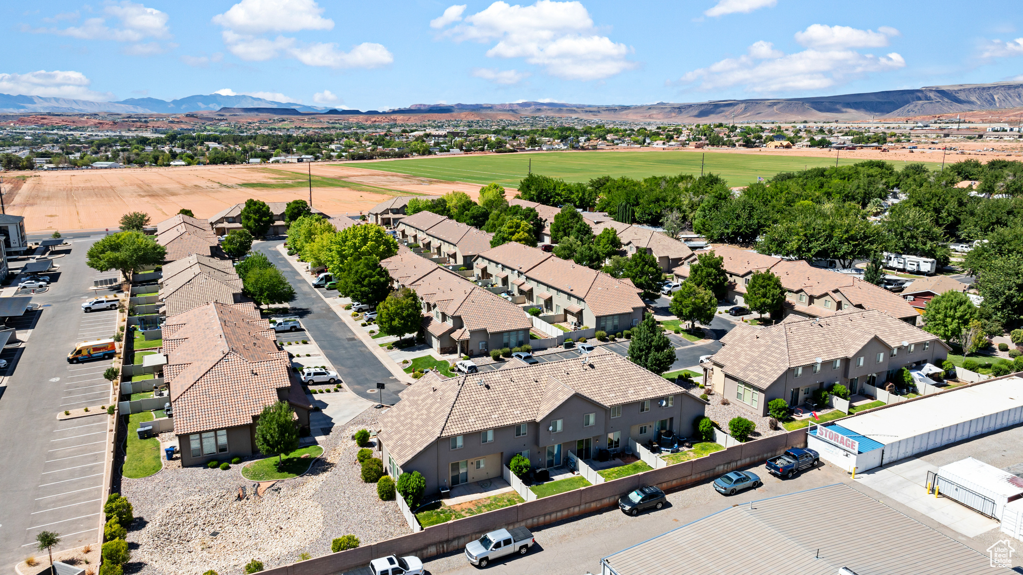 BRISTOL PARK TOWNHOMES PH 2 - Residential
