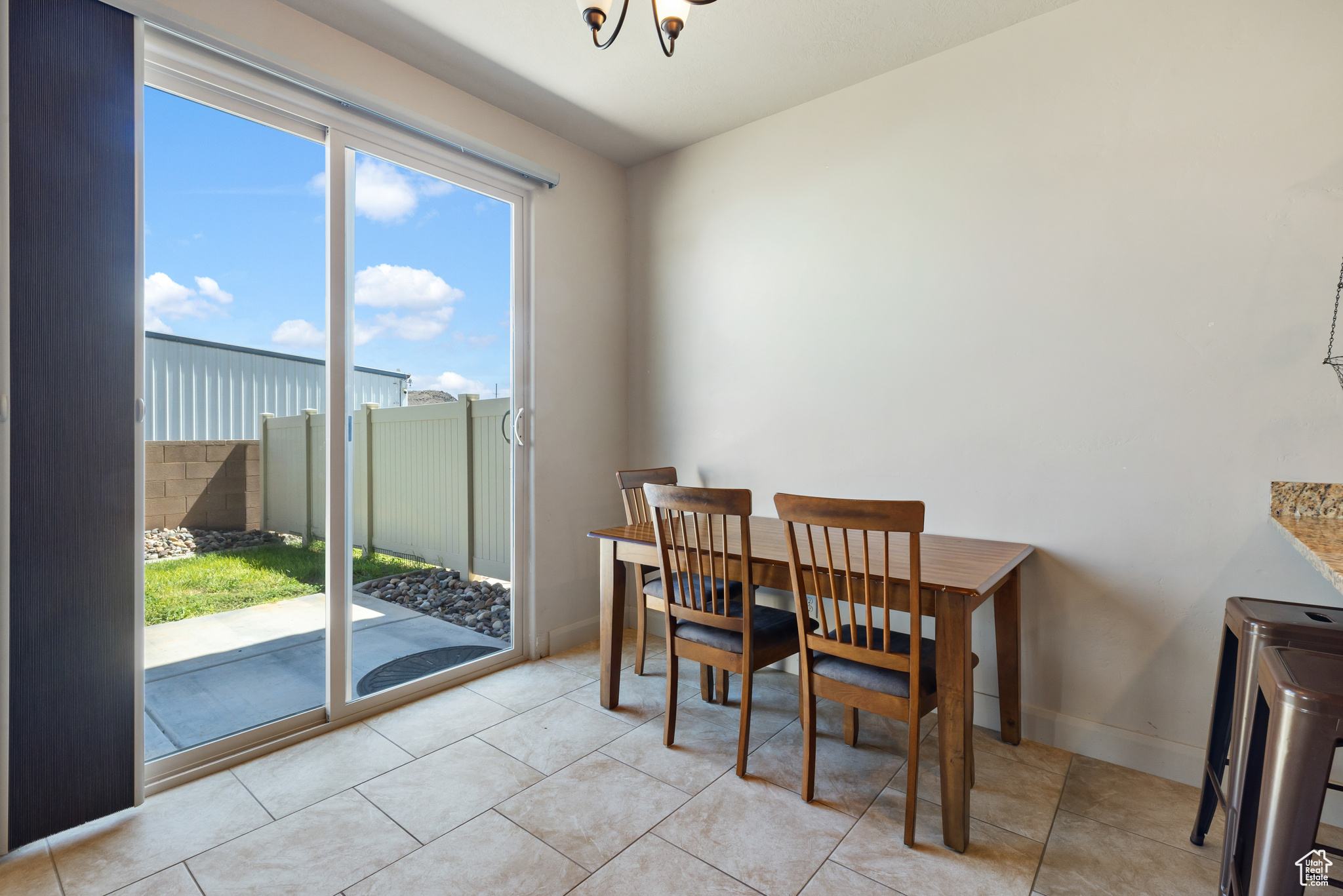 BRISTOL PARK TOWNHOMES PH 2 - Residential