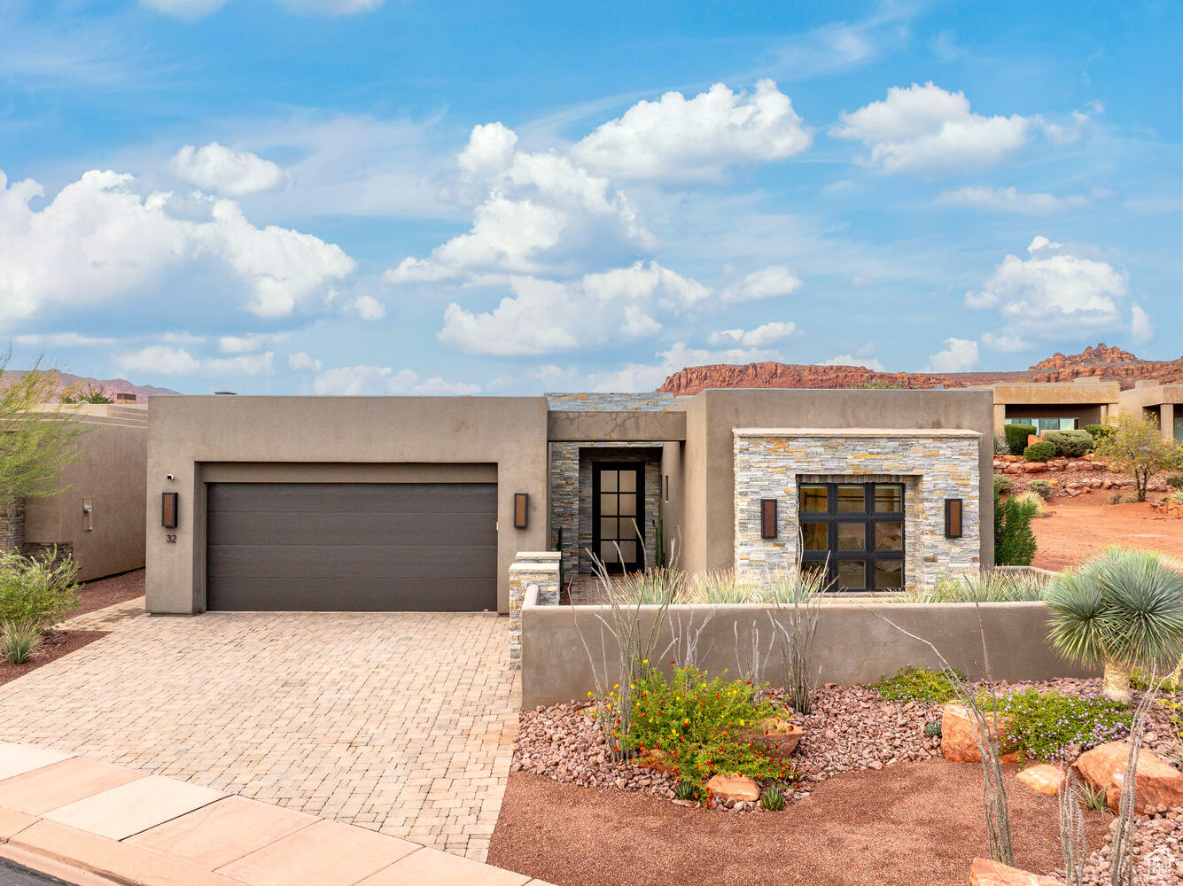 TOROWEAP AT ENTRADA - Residential