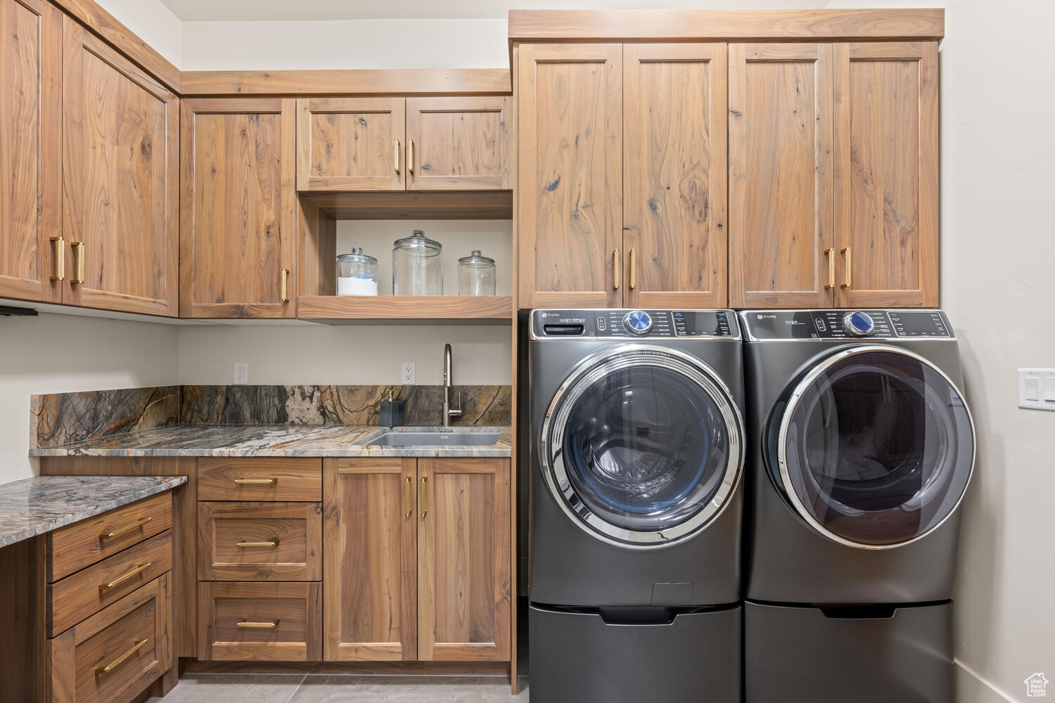 TOROWEAP AT ENTRADA - Residential