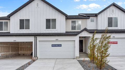 Photo of 1757 N PATCHWORK AVE #1262, Tooele, UT 84074 (MLS # 2129548)