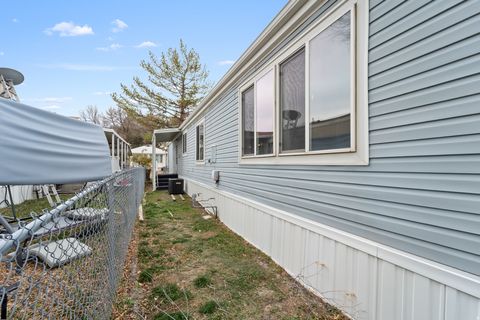 Tiny photo for 4967 S LA CONTESSA DR E #A029, Salt Lake City, UT 84117 (MLS # 2128394)