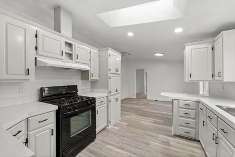 Tiny photo for 4967 S LA CONTESSA DR E #A029, Salt Lake City, UT 84117 (MLS # 2128394)