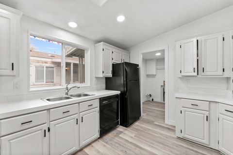 Tiny photo for 4967 S LA CONTESSA DR E #A029, Salt Lake City, UT 84117 (MLS # 2128394)