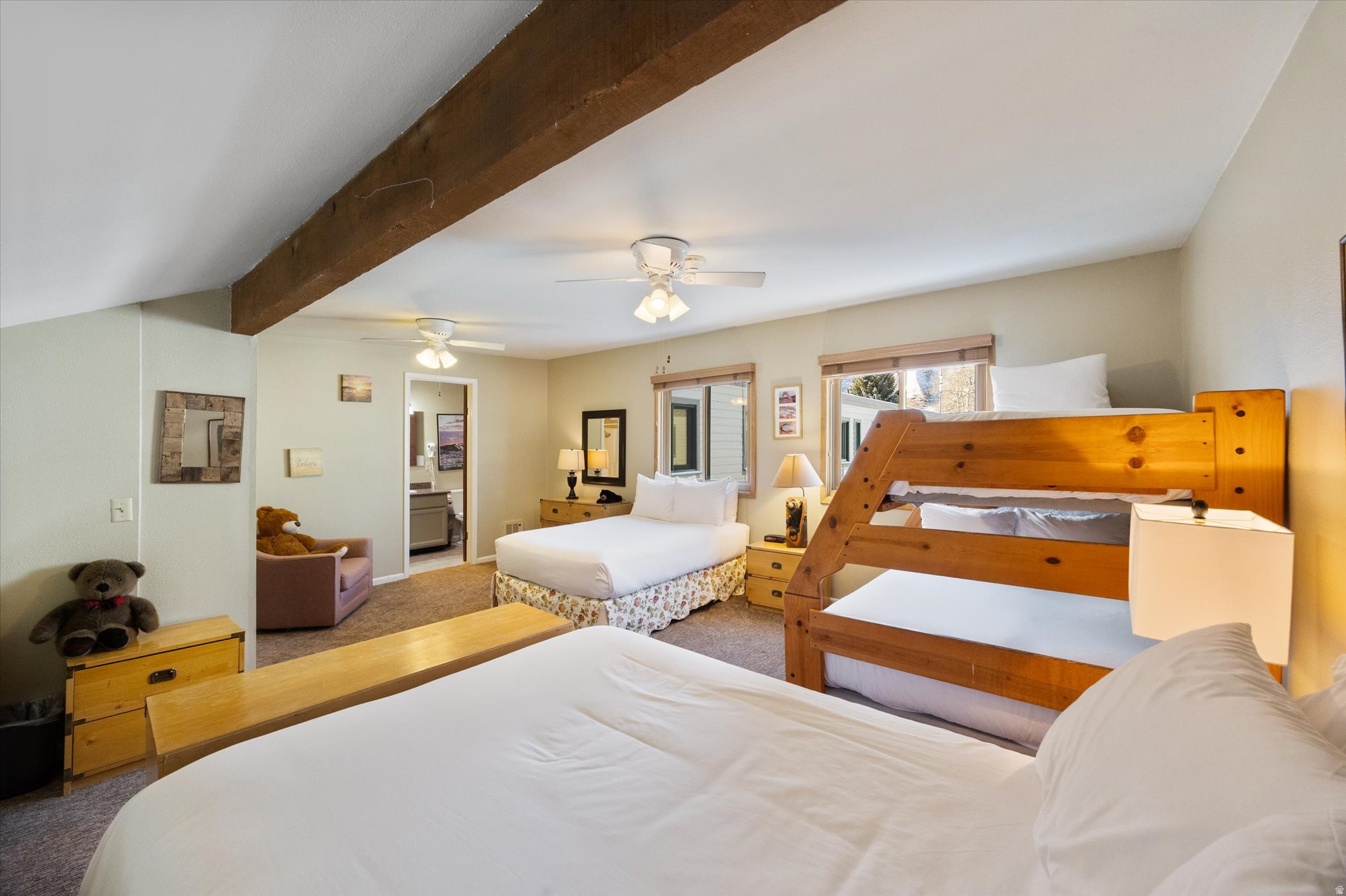 SNOW FLOWER - Residential