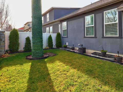 Tiny photo for 5625 S DUNETREE HILL LN E, Holladay, UT 84121 (MLS # 2126454)