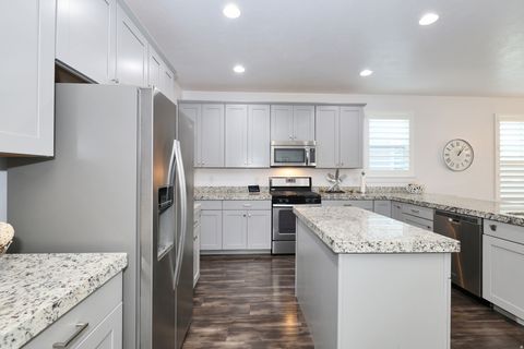 Tiny photo for 5625 S DUNETREE HILL LN E, Holladay, UT 84121 (MLS # 2126454)