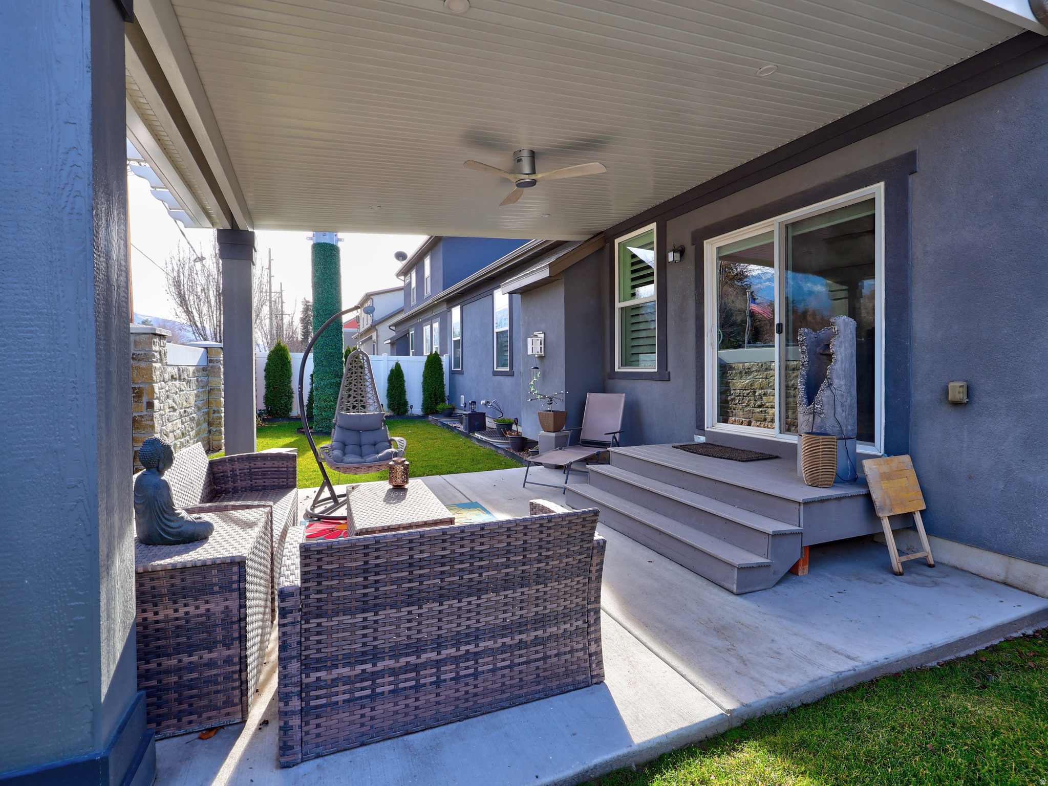 HIGHLAND COURT - Residential