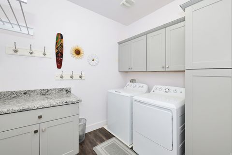 Tiny photo for 5625 S DUNETREE HILL LN E, Holladay, UT 84121 (MLS # 2126454)