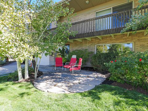 Tiny photo for 3091 S TETON DR E, Salt Lake City, UT 84109 (MLS # 2119041)