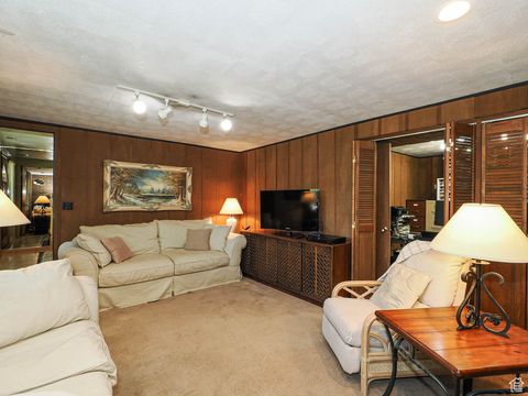 Tiny photo for 3091 S TETON DR E, Salt Lake City, UT 84109 (MLS # 2119041)