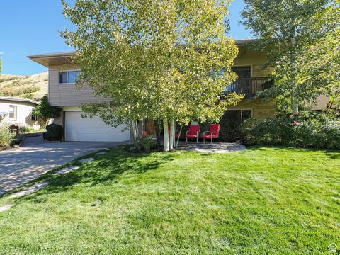 Tiny photo for 3091 S TETON DR E, Salt Lake City, UT 84109 (MLS # 2119041)