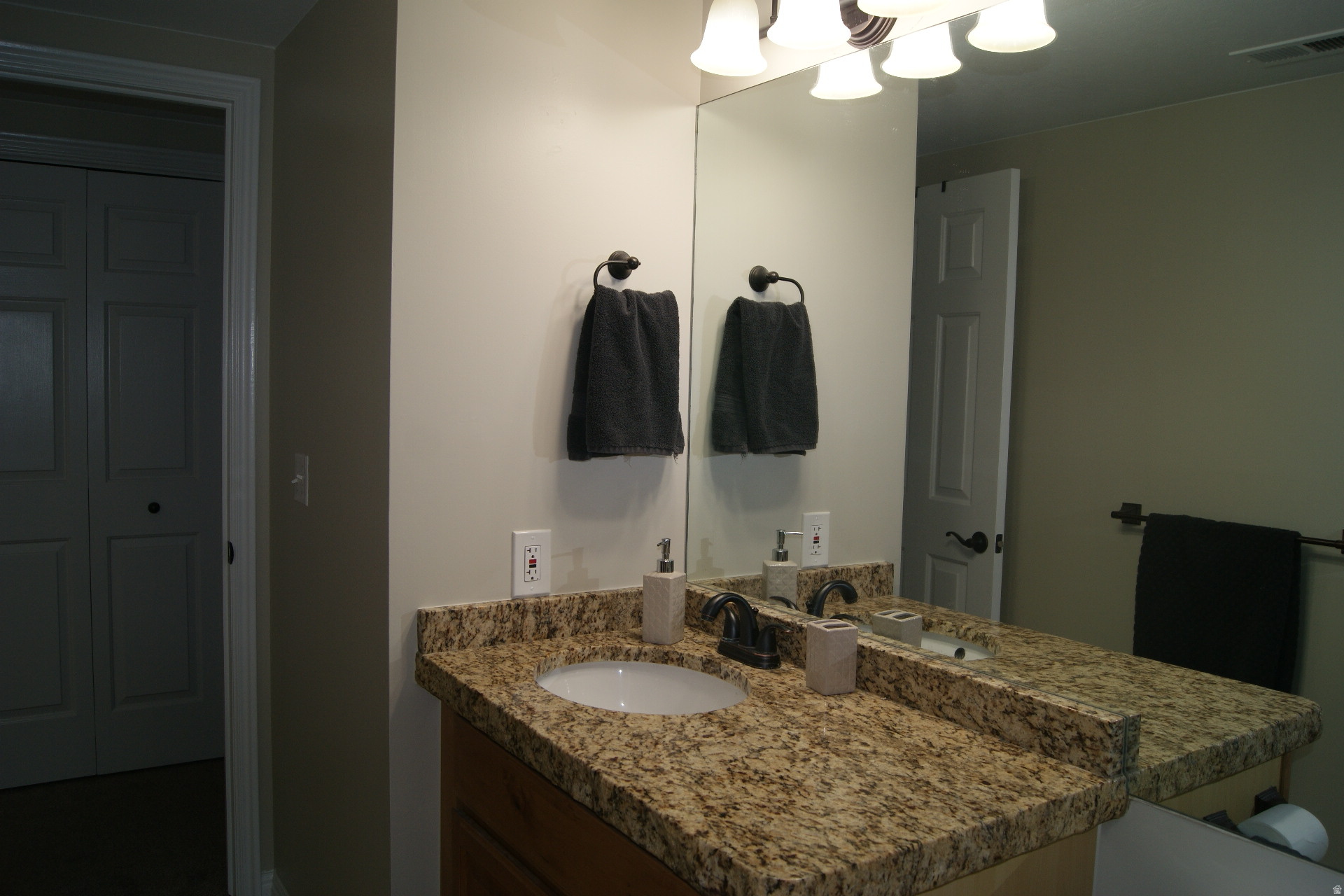 RED CANYON TH 1 - Residential