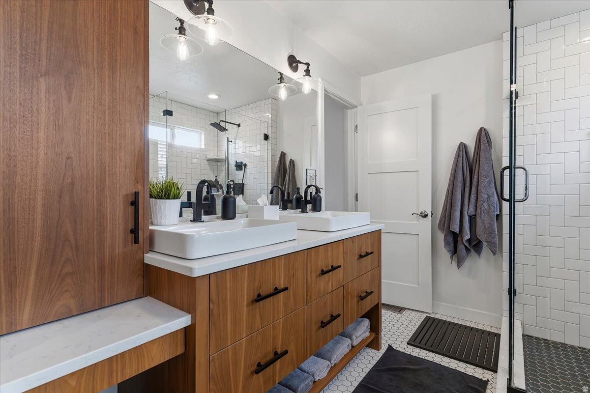 SUNNYSLOPE SUBDIVISI - Residential