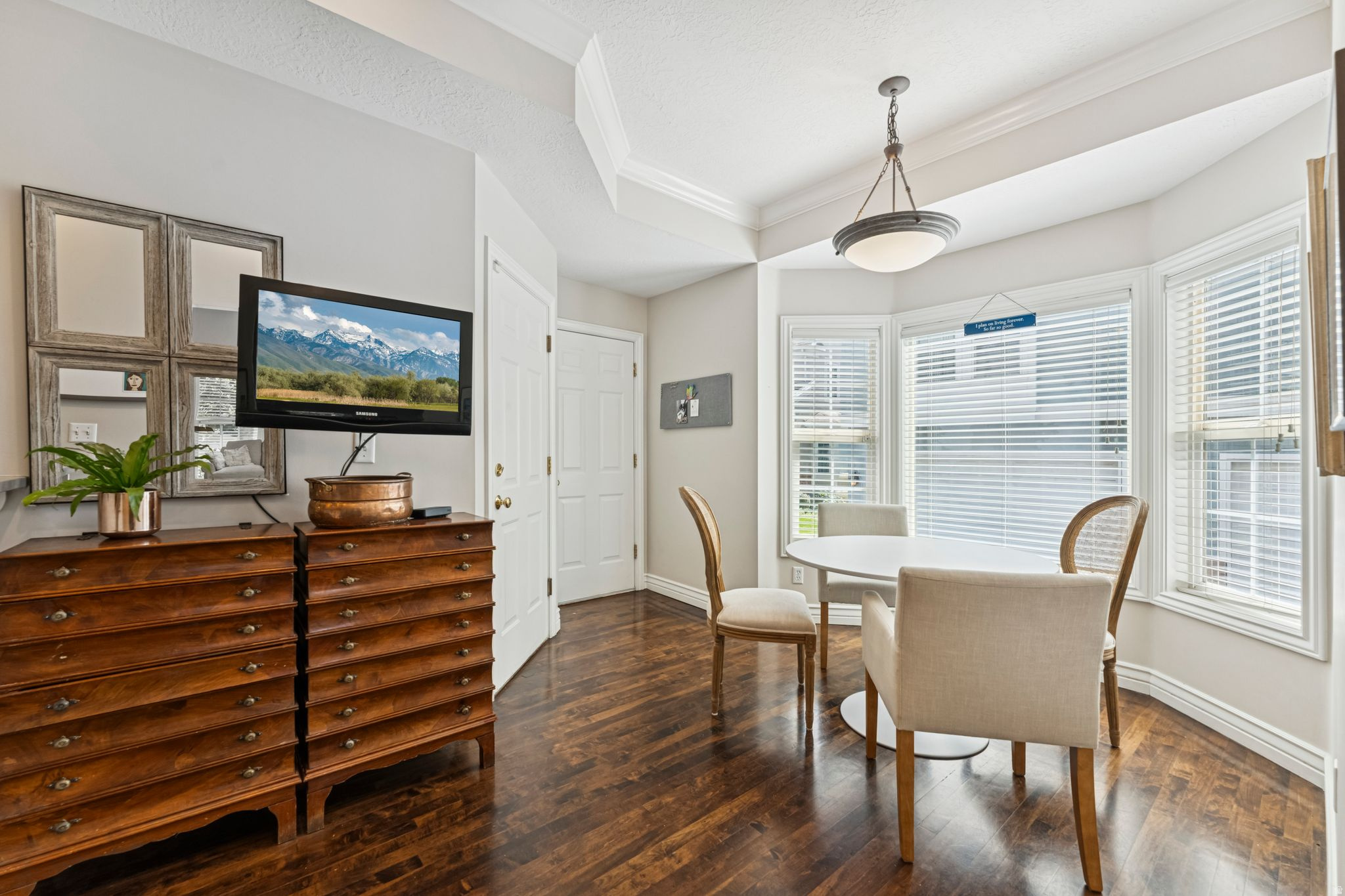 ENSIGN PLACE - Residential