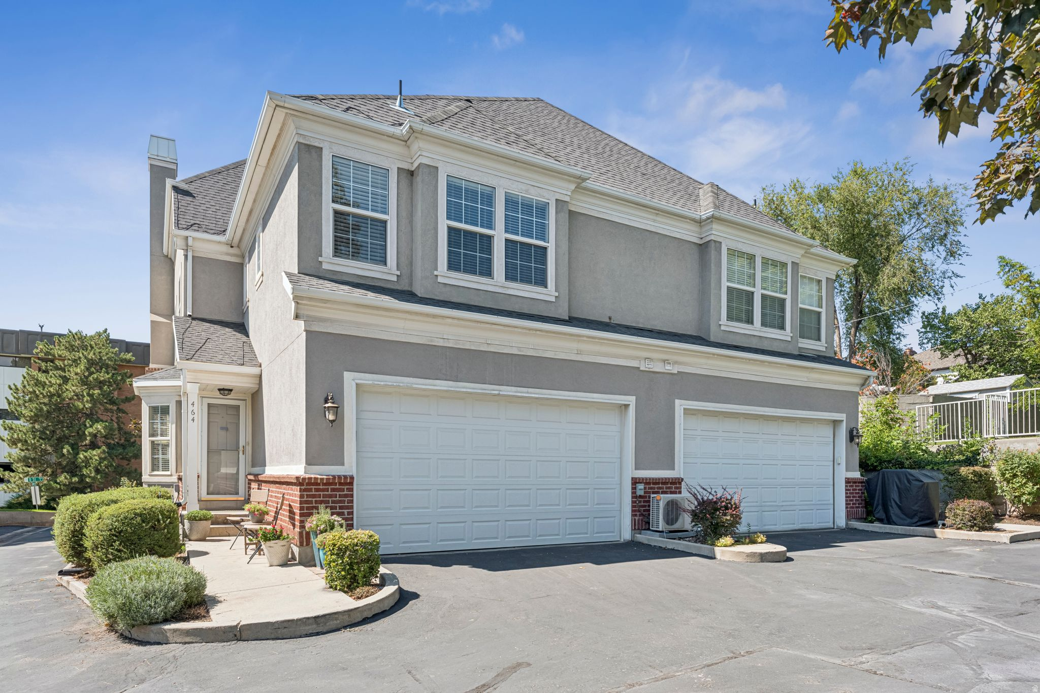 ENSIGN PLACE - Residential