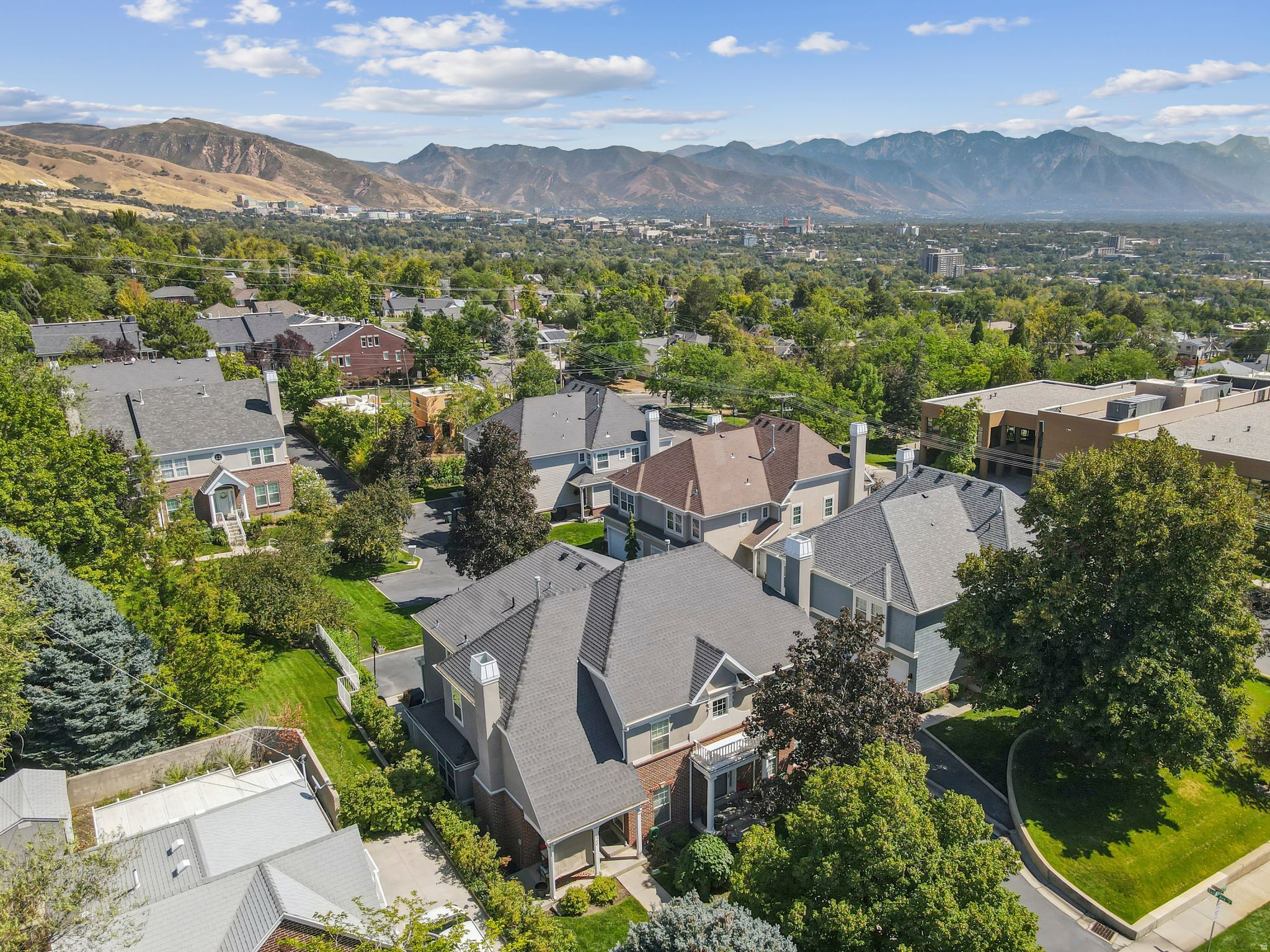 ENSIGN PLACE - Residential