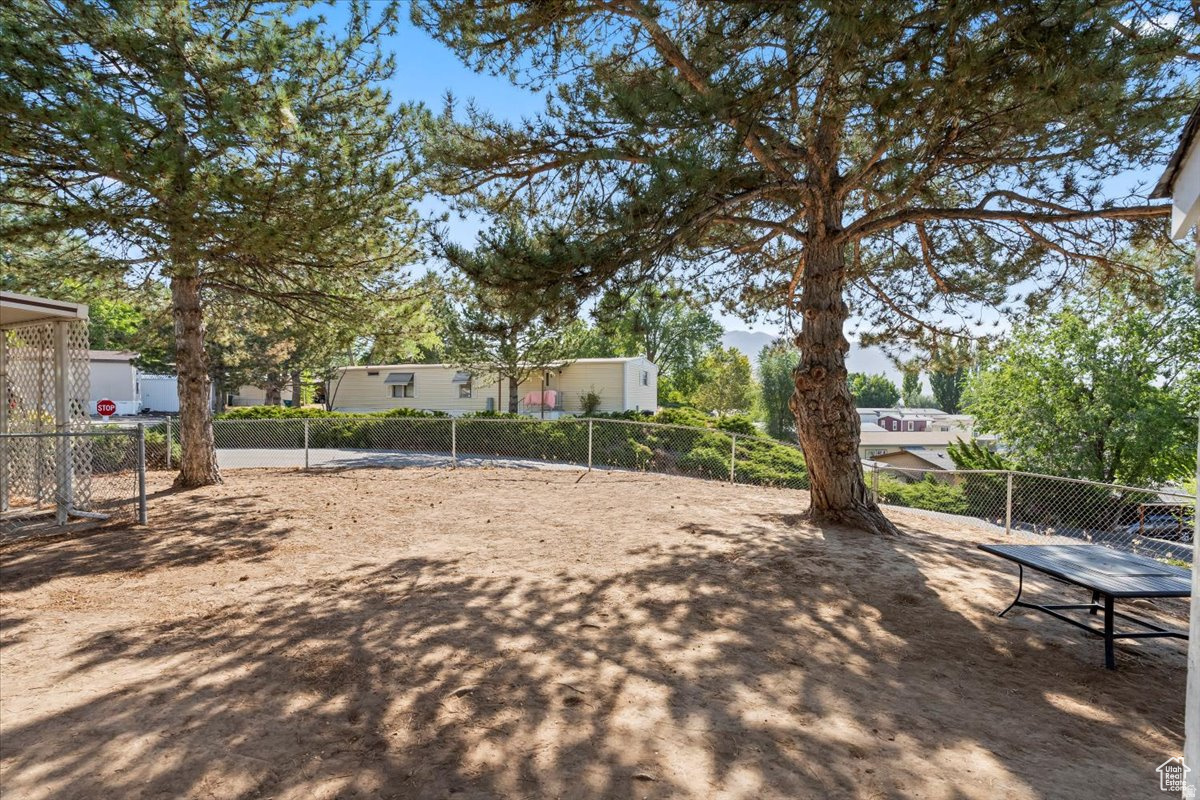 EAST CREST ESTATES - Residential