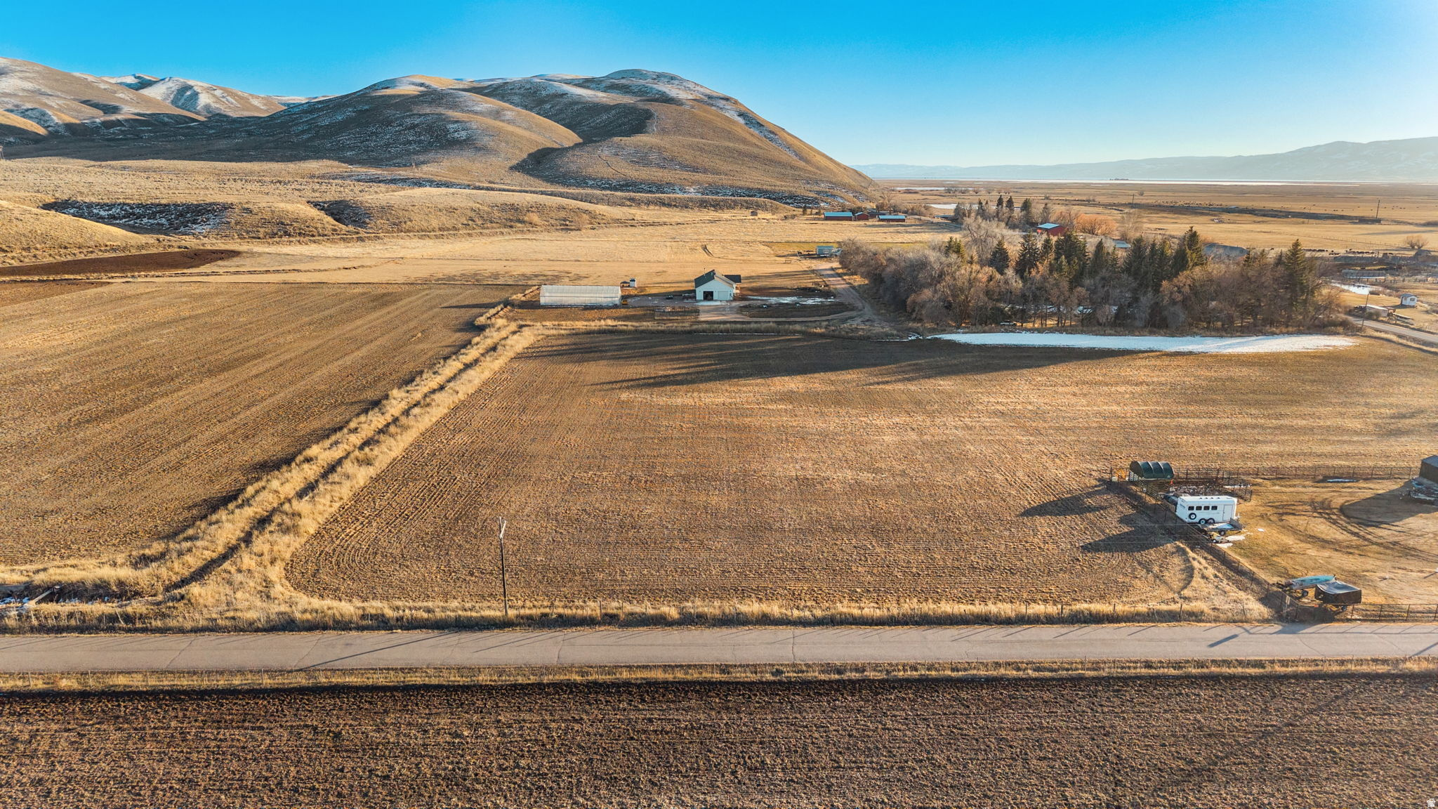 PRAIRIE DREAMS - Land