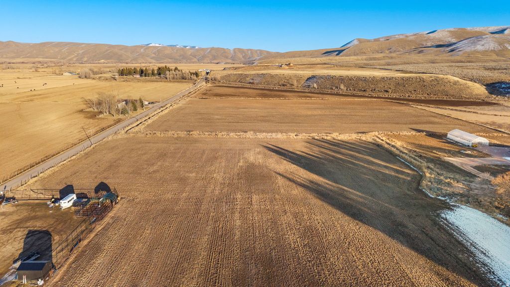 Photo of 181 PATRIOT LN #8, Dingle, ID 83233 (MLS # 2136694)