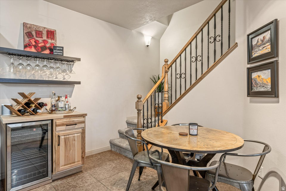 COTTON MANOR CONDOS - Residential