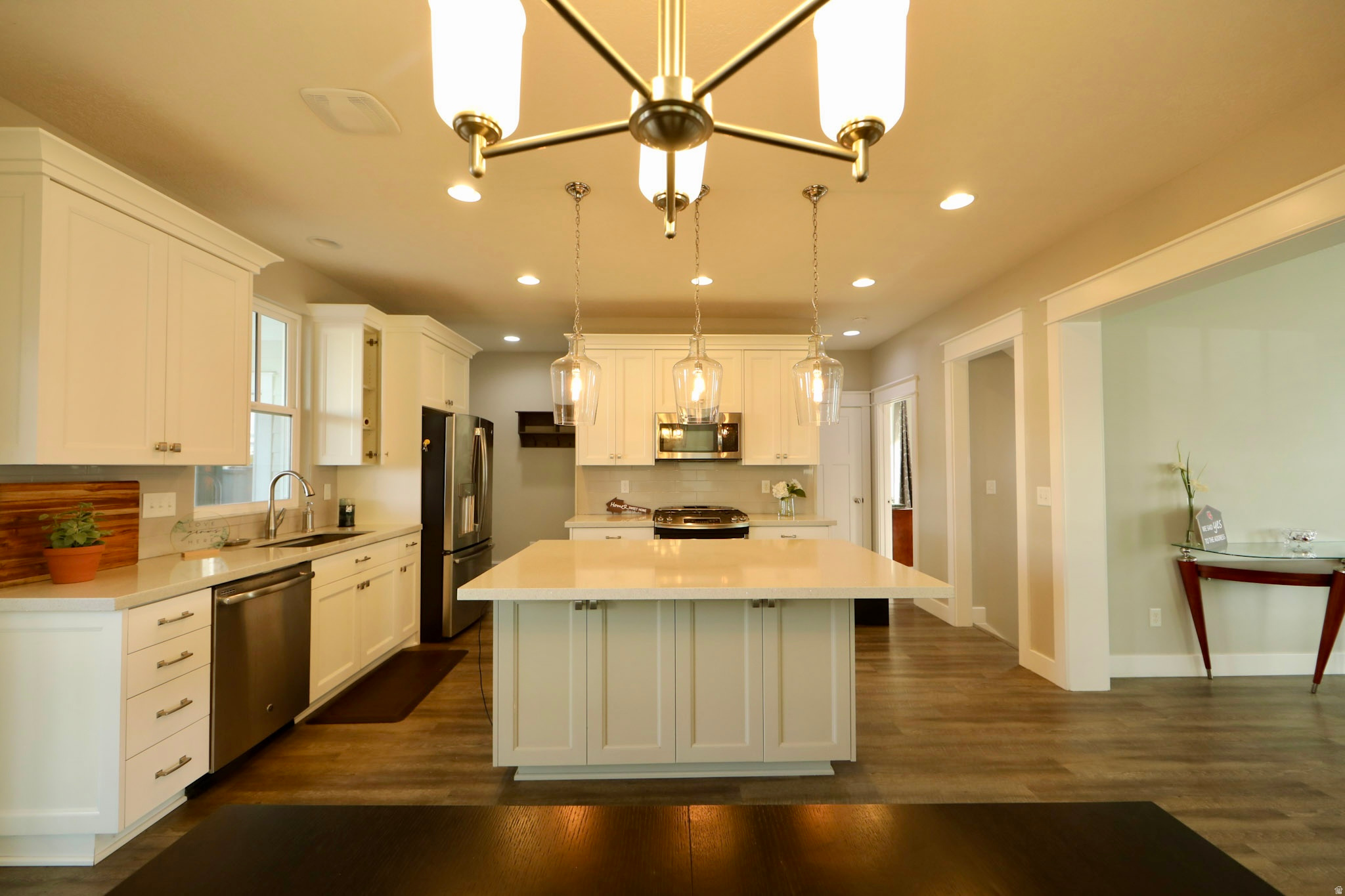 KENNECOTT DAYBREAK, LAKE VLG - Residential