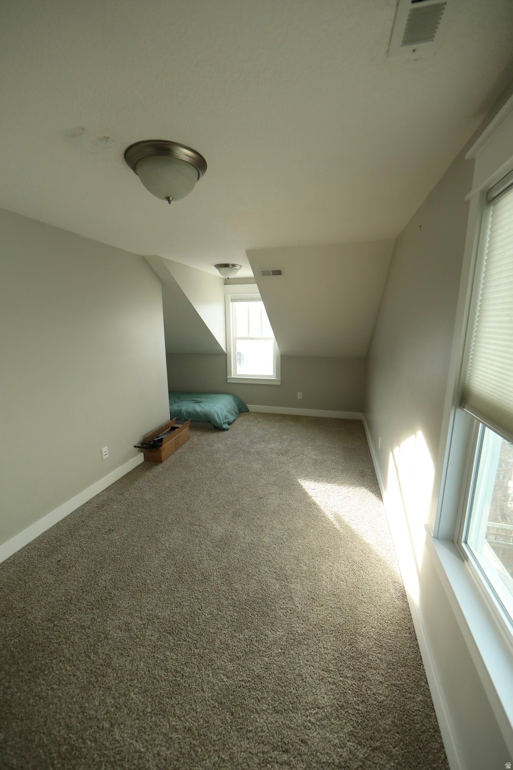 KENNECOTT DAYBREAK, LAKE VLG - Residential