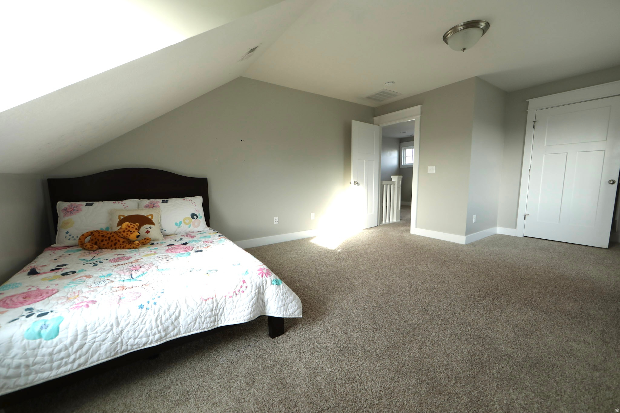 KENNECOTT DAYBREAK, LAKE VLG - Residential