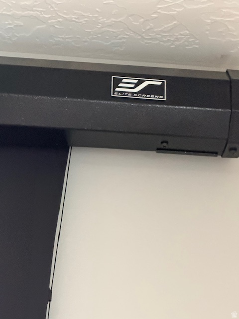 KENNECOTT DAYBREAK, LAKE VLG - Residential