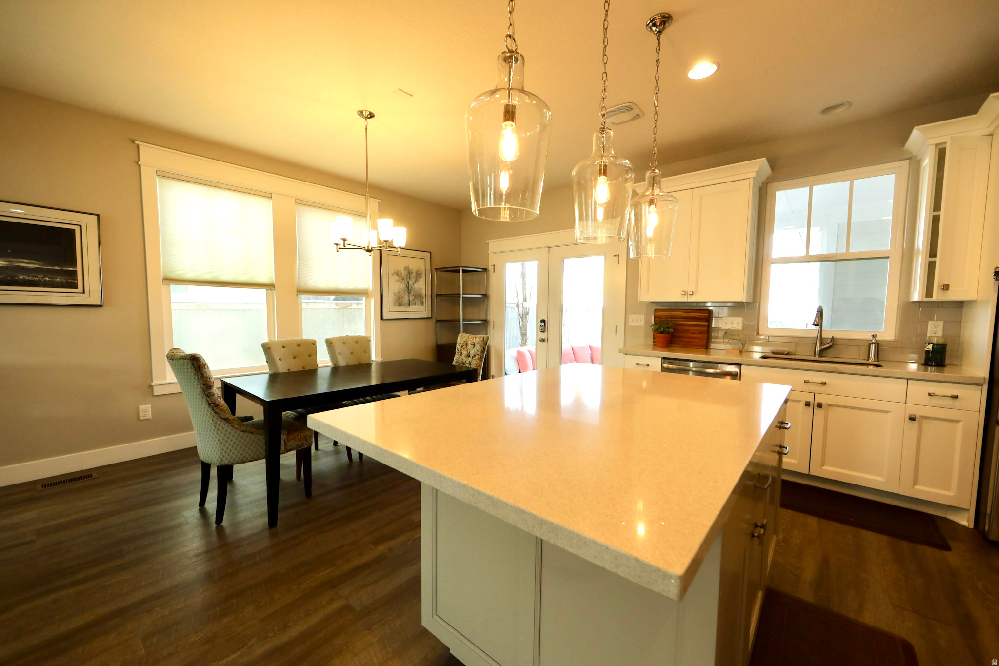 KENNECOTT DAYBREAK, LAKE VLG - Residential